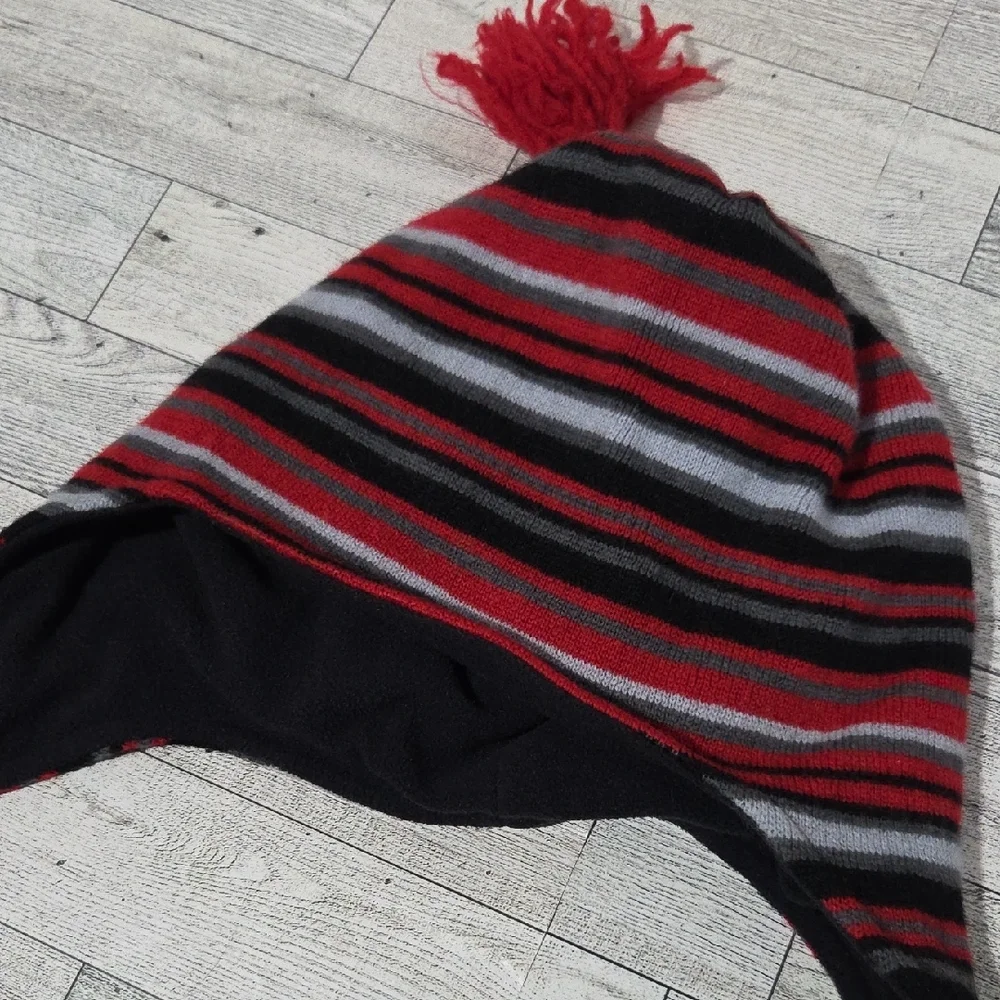 Columbia Red and Gray Striped Knit Hat